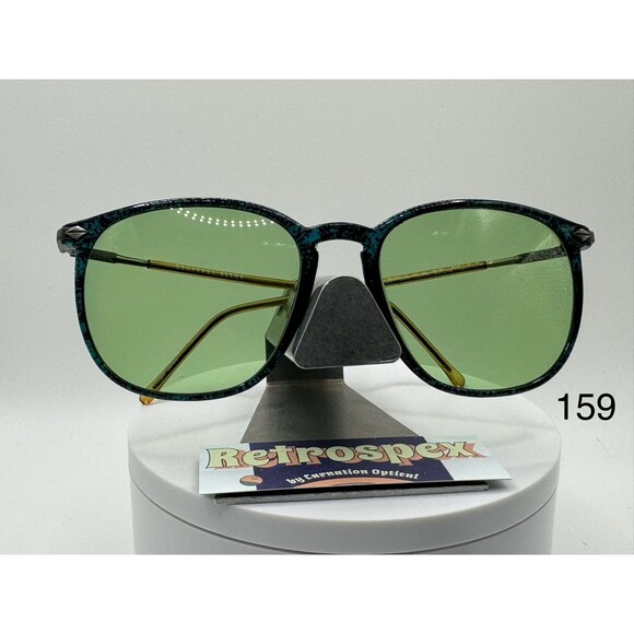 Vintage NOS Oversize Sunglasses Preppy Style Green Lens Geoffrey Beene 1990s - Picture 1 of 5